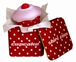 Cupcake by Shiri Zinn